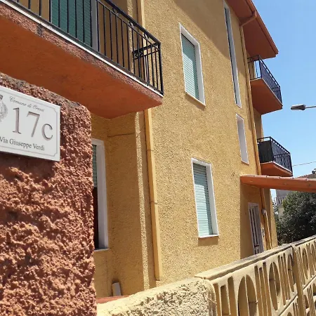 Domo Sa Vinza, Orosei Lägenhet